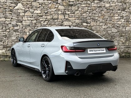 2023 (73) BMW 3 SERIES 320i M Sport 4dr Saloon