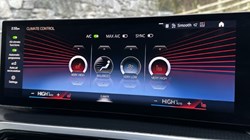 2024 (24) BMW 2 SERIES M240i xDrive 2dr 4852499