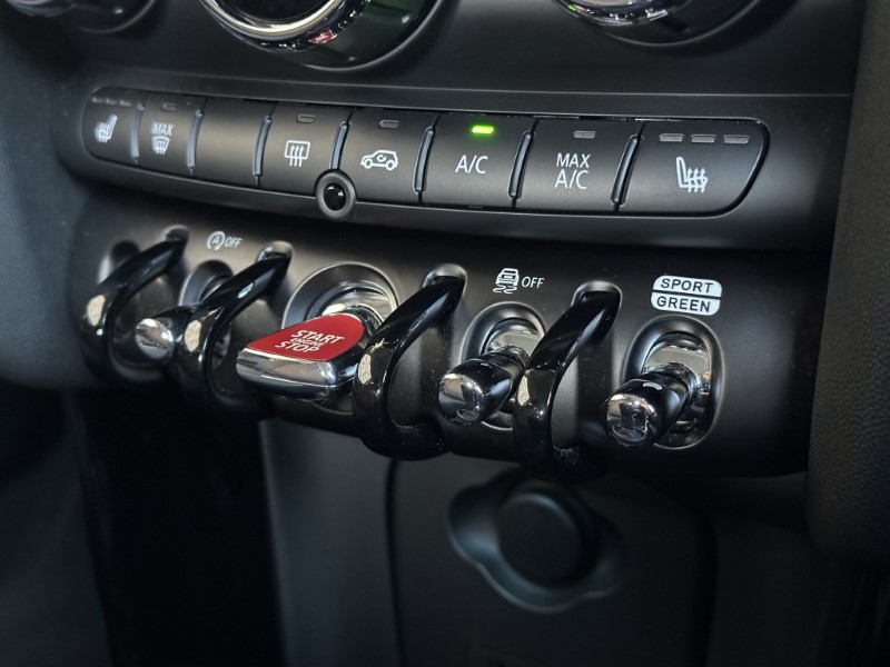 2022 (72) MINI HATCHBACK 1.5 Cooper Classic 3dr Auto 4834175