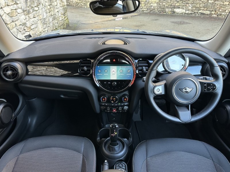 2022 (72) MINI HATCHBACK 1.5 Cooper Classic 3dr Auto 4834170