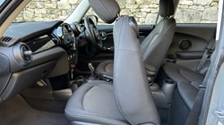 2022 (72) MINI HATCHBACK 1.5 Cooper Classic 3dr Auto 4834192