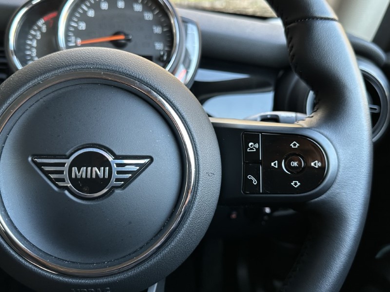 2022 (72) MINI HATCHBACK 1.5 Cooper Classic 3dr Auto 4834181