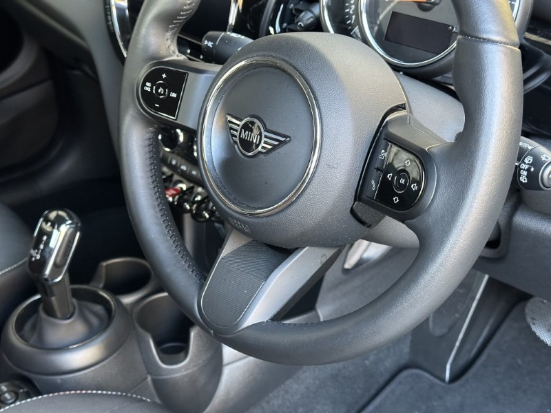 2022 (72) MINI HATCHBACK 1.5 Cooper Classic 3dr Auto 4834164