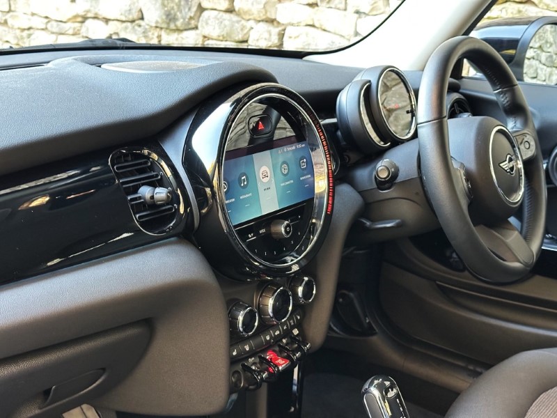 2022 (72) MINI HATCHBACK 1.5 Cooper Classic 3dr Auto 4834186