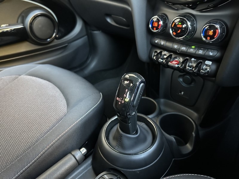 2022 (72) MINI HATCHBACK 1.5 Cooper Classic 3dr Auto 4834173