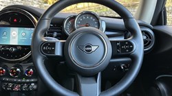 2022 (72) MINI HATCHBACK 1.5 Cooper Classic 3dr Auto 4834169