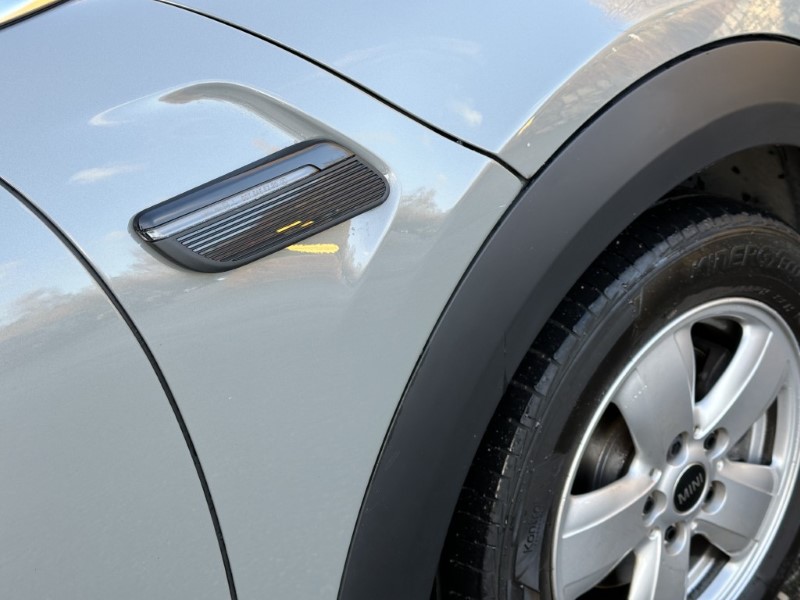 2022 (72) MINI HATCHBACK 1.5 Cooper Classic 3dr Auto 4834218