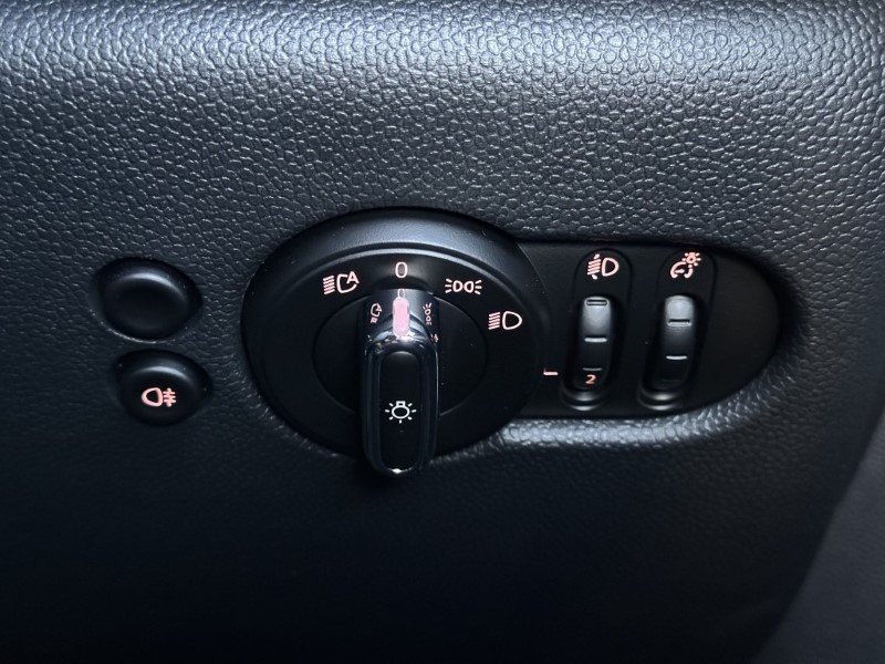 2022 (72) MINI HATCHBACK 1.5 Cooper Classic 3dr Auto 4834179