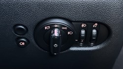 2022 (72) MINI HATCHBACK 1.5 Cooper Classic 3dr Auto 4834179