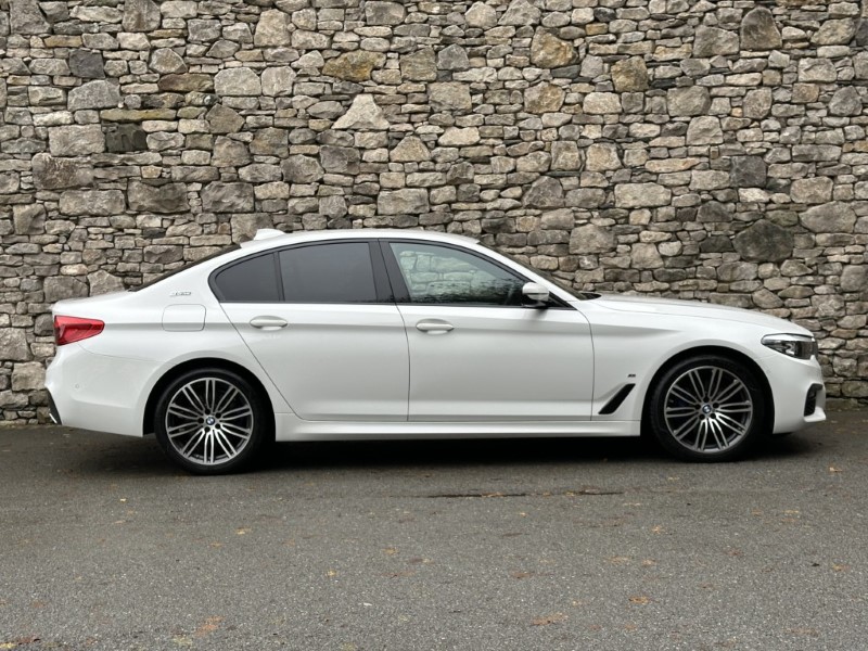 2019 (68) BMW 5 SERIES 530e M Sport Saloon  4834243