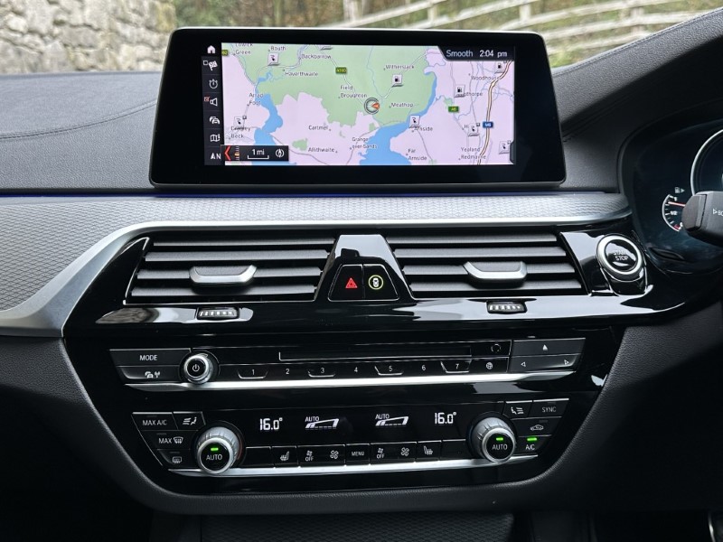 2019 (68) BMW 5 SERIES 530e M Sport Saloon  4834259