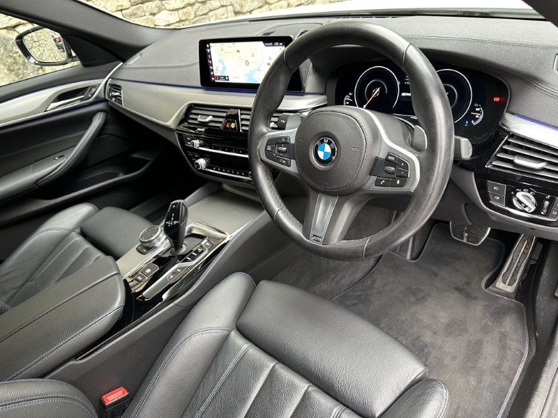 2019 (68) BMW 5 SERIES 530e M Sport Saloon  4834254
