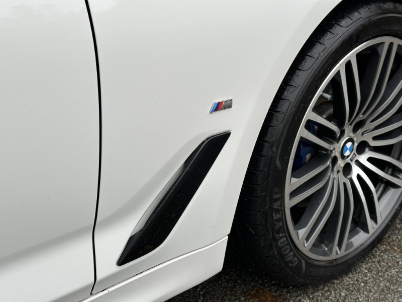 2019 (68) BMW 5 SERIES 530e M Sport Saloon  4834309