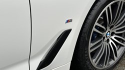 2019 (68) BMW 5 SERIES 530e M Sport Saloon 4834309