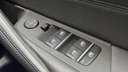 2019 (68) BMW 5 SERIES 530e M Sport Saloon 4834265