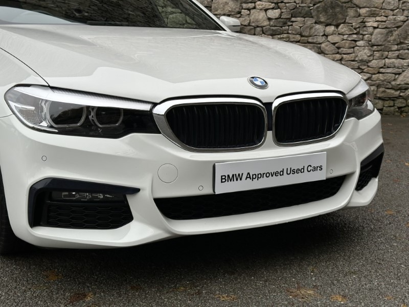 2019 (68) BMW 5 SERIES 530e M Sport Saloon  4834304