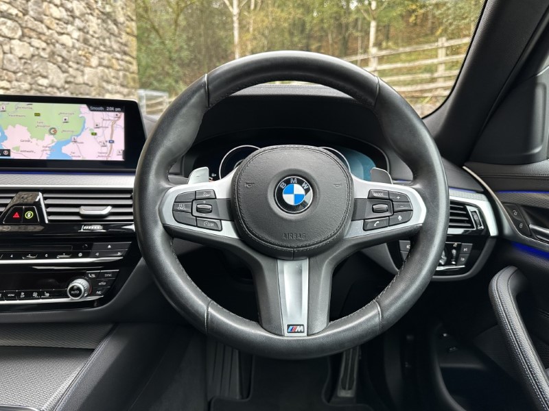 2019 (68) BMW 5 SERIES 530e M Sport Saloon  4834256