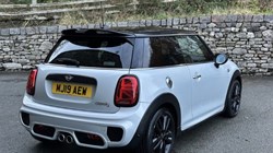 2019 (19) MINI HATCHBACK 2.0 Cooper S Sport II 3dr Auto 4853045