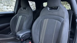 2019 (19) MINI HATCHBACK 2.0 Cooper S Sport II 3dr Auto 4853015