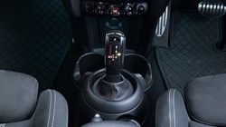 2019 (19) MINI HATCHBACK 2.0 Cooper S Sport II 3dr Auto 4852995