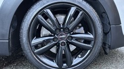 2019 (19) MINI HATCHBACK 2.0 Cooper S Sport II 3dr Auto 4853041