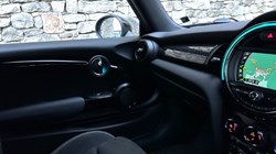 2019 (19) MINI HATCHBACK 2.0 Cooper S Sport II 3dr Auto 4853001