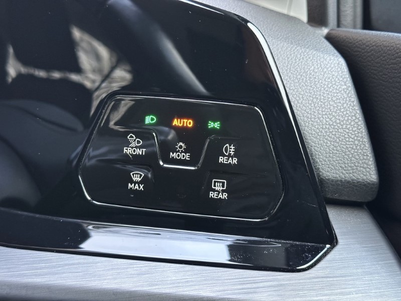 2021 (21) VOLKSWAGEN GOLF 1.5 TSI 150 Style 5dr 4863126