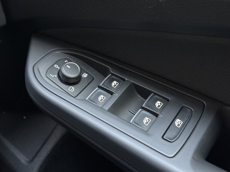 2021 (21) VOLKSWAGEN GOLF 1.5 TSI 150 Style 5dr 4863125