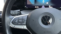 2021 (21) VOLKSWAGEN GOLF 1.5 TSI 150 Style 5dr 4863127