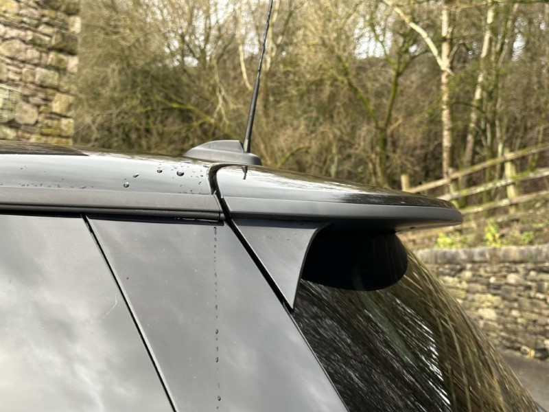 2020 (20) MINI HATCHBACK 1.5 Cooper Exclusive II 3dr Auto 4857324