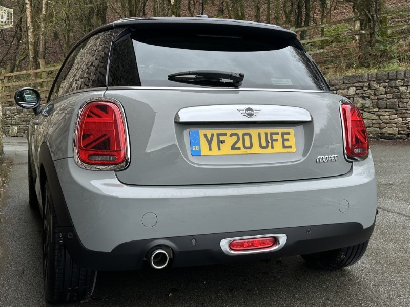 2020 (20) MINI HATCHBACK 1.5 Cooper Exclusive II 3dr Auto 4857344