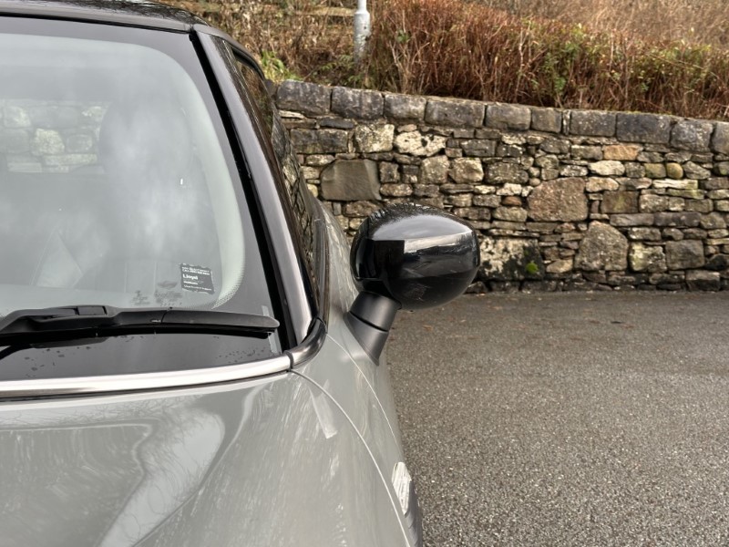 2020 (20) MINI HATCHBACK 1.5 Cooper Exclusive II 3dr Auto 4857322