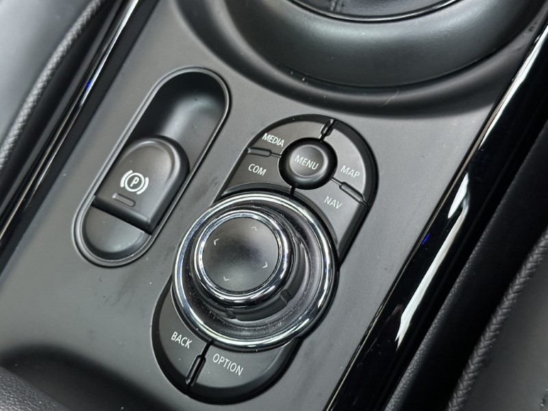 2021 (21) MINI CLUBMAN 2.0 John Cooper Works ALL4 6dr Auto 4870586