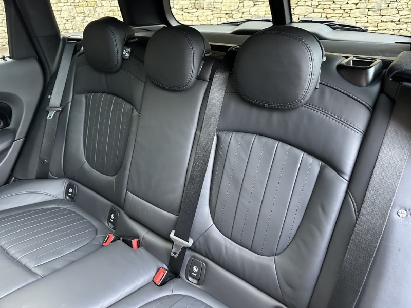 2021 (21) MINI CLUBMAN 2.0 John Cooper Works ALL4 6dr Auto 4870619