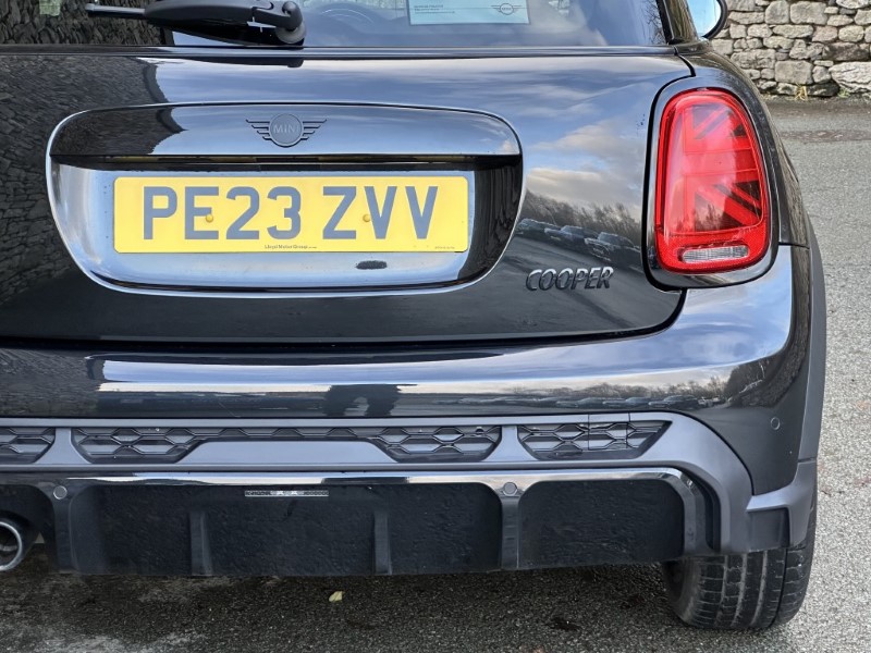 2023 (23) MINI HATCHBACK 1.5 Cooper Sport 3dr Auto 4861721