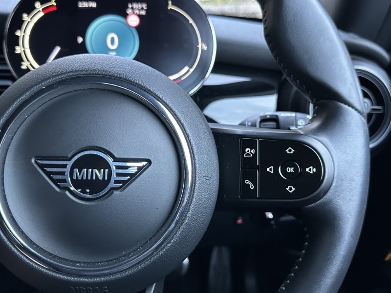 2023 (23) MINI HATCHBACK 1.5 Cooper Sport 3dr Auto 4861743