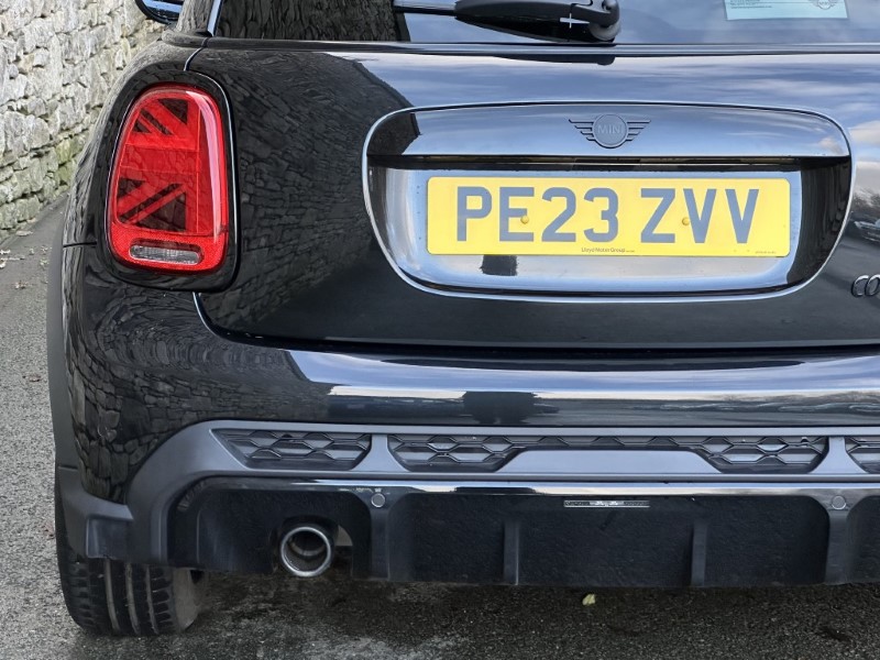 2023 (23) MINI HATCHBACK 1.5 Cooper Sport 3dr Auto 4861720