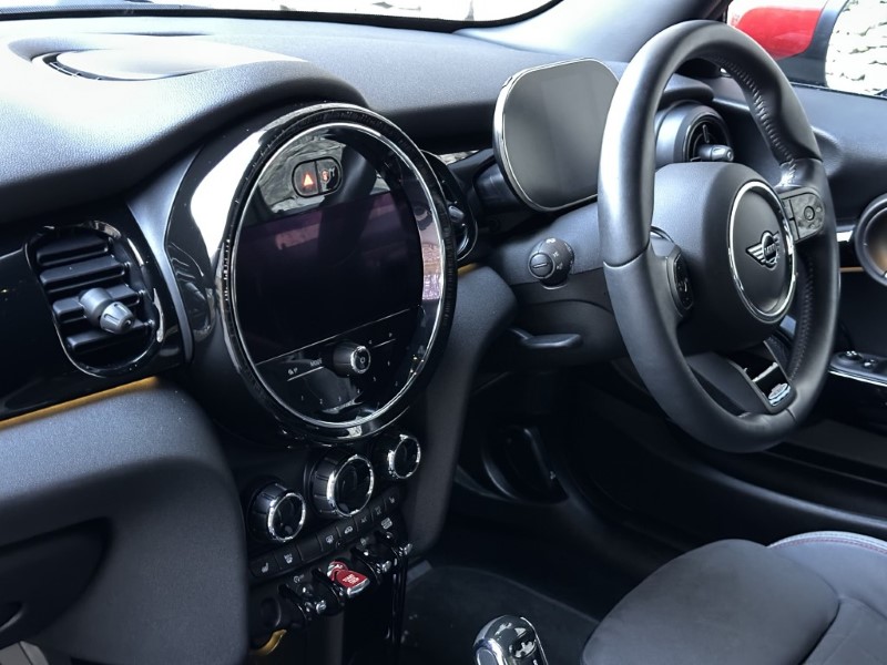 2023 (23) MINI HATCHBACK 1.5 Cooper Sport 3dr Auto 4861748