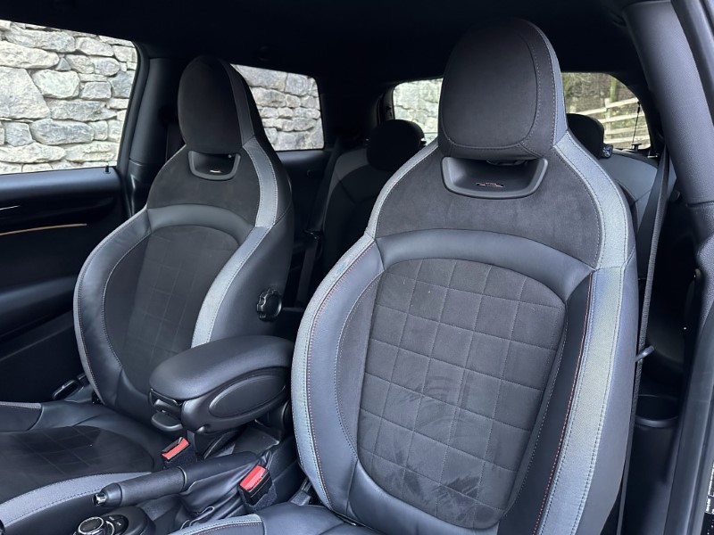 2023 (23) MINI HATCHBACK 1.5 Cooper Sport 3dr Auto 4861750