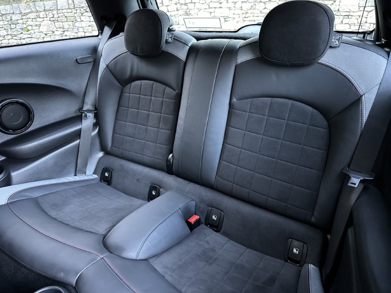 2023 (23) MINI HATCHBACK 1.5 Cooper Sport 3dr Auto 4861760