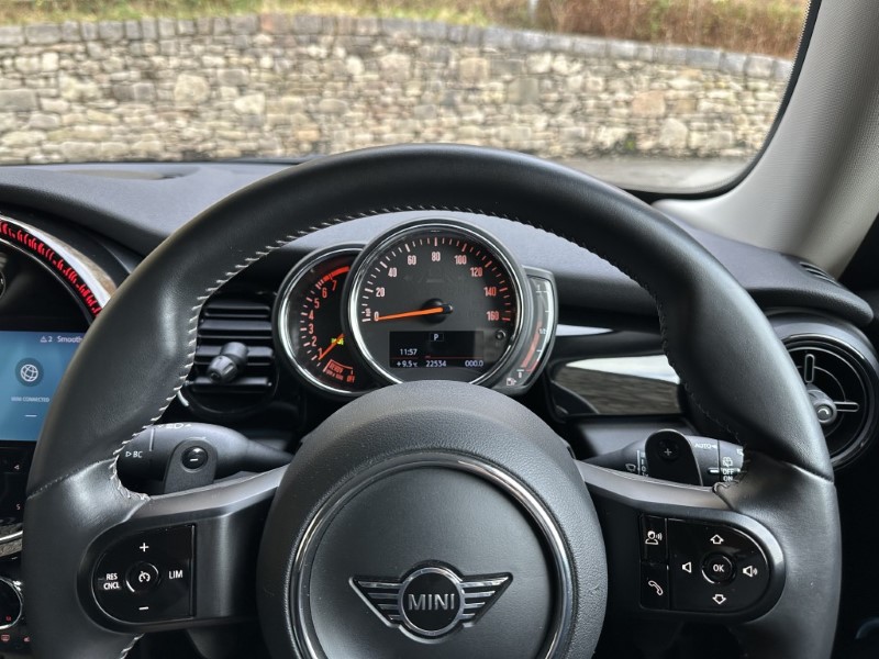 2022 (72) MINI HATCHBACK 2.0 Cooper S Classic 3dr Auto 4867846