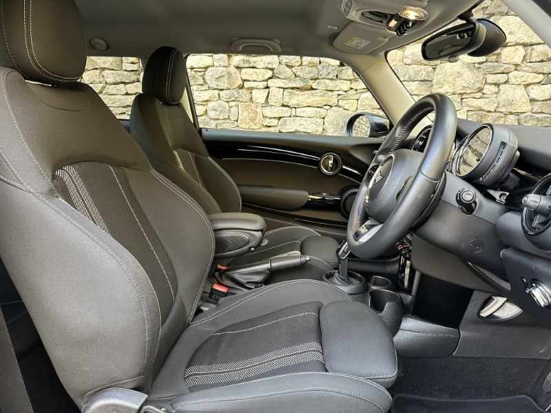 2022 (72) MINI HATCHBACK 2.0 Cooper S Classic 3dr Auto 4867791