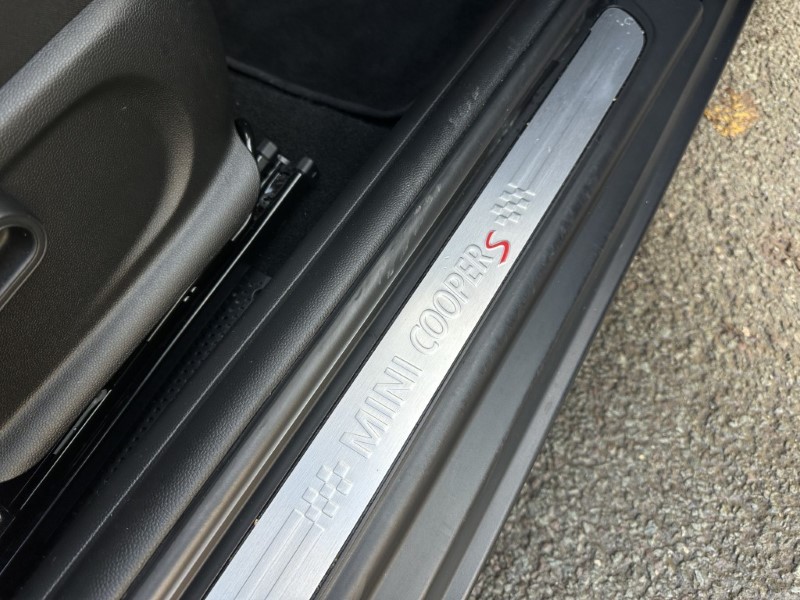 2022 (72) MINI HATCHBACK 2.0 Cooper S Classic 3dr Auto 4867792