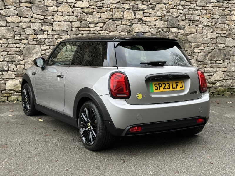 2023 (23) MINI HATCHBACK 135kW Cooper S Level 3 33kWh 3dr Auto