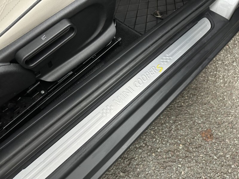 2023 (23) MINI HATCHBACK 135kW Cooper S Level 3 33kWh 3dr Auto 4867981