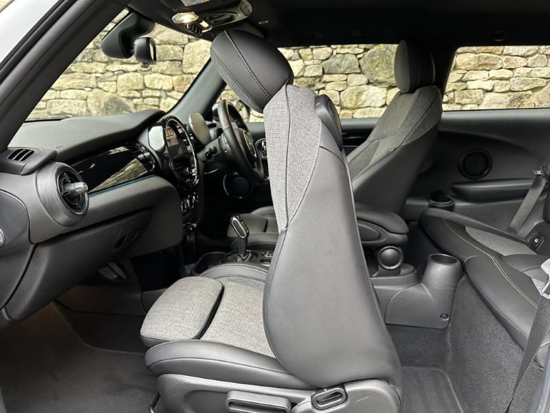 2021 (71) MINI HATCHBACK 135kW Cooper S Level 2 4888929