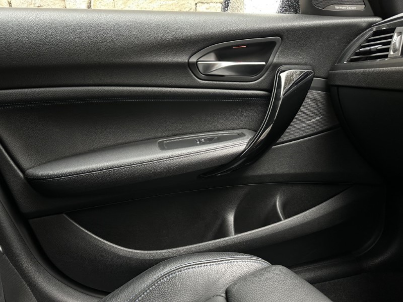 2019 (19) BMW 1 SERIES M140i Shadow Edition 5dr 4874994