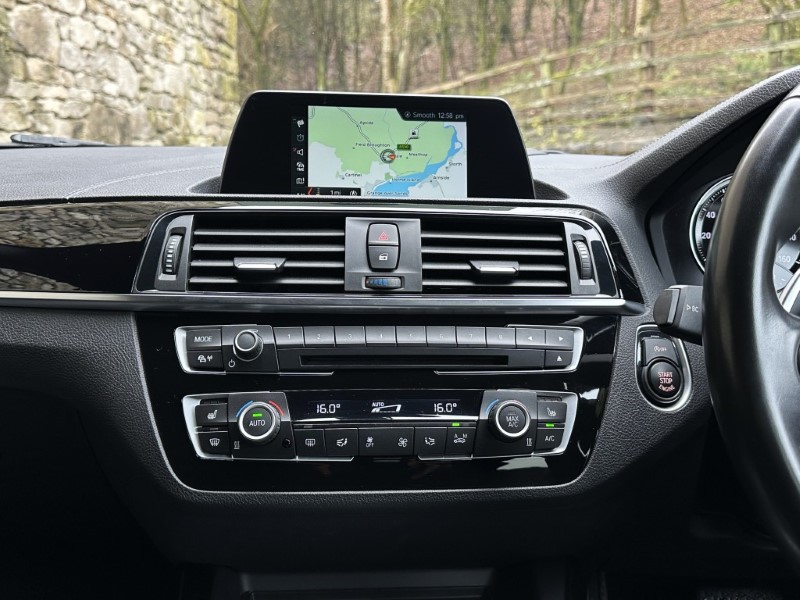 2019 (19) BMW 1 SERIES M140i Shadow Edition 5dr 4874695