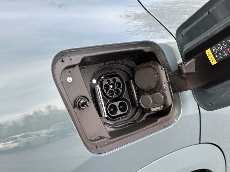 2025 (75) BMW iX2 230kW xDrive30 M Sport 65kWh 5dr Auto 4854342