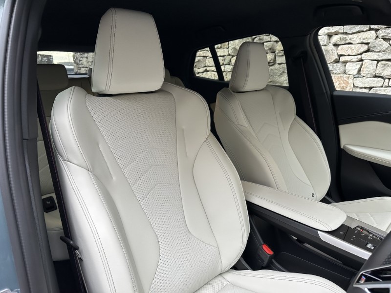 2025 (75) BMW iX2 230kW xDrive30 M Sport 65kWh 5dr Auto 4854285